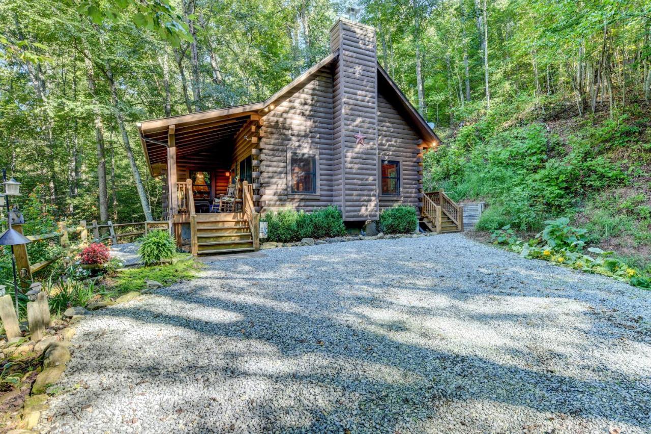 Waynesville Cabin With Covered Deck And Fire Pit! Lake Junaluska ภายนอก รูปภาพ